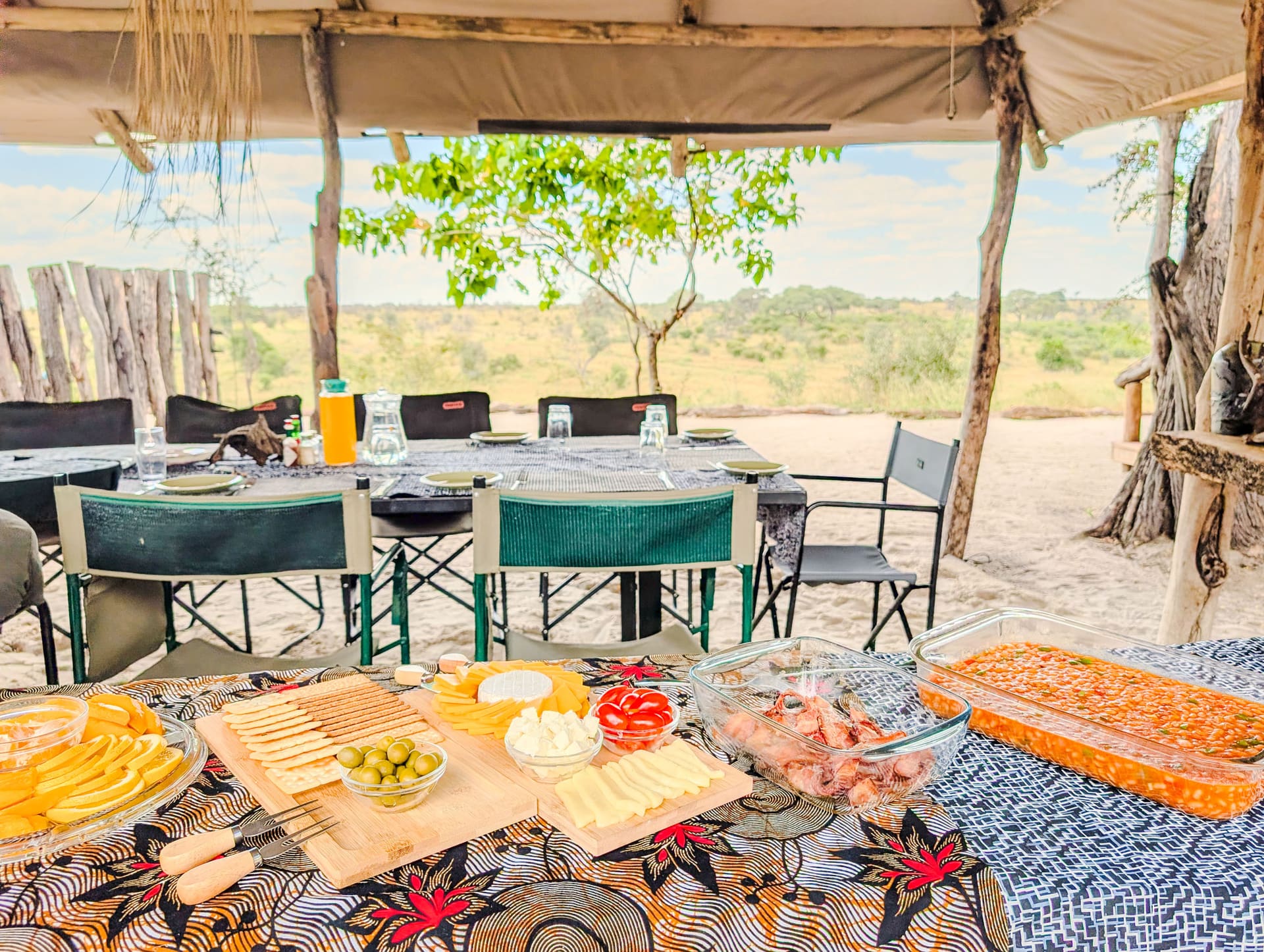 Lunch in the boma