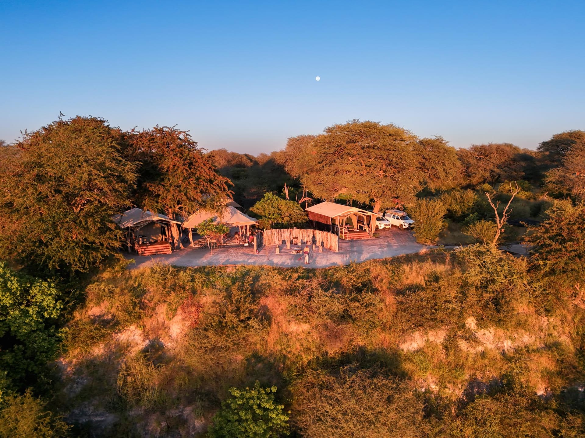 Camp Naledi slide 1